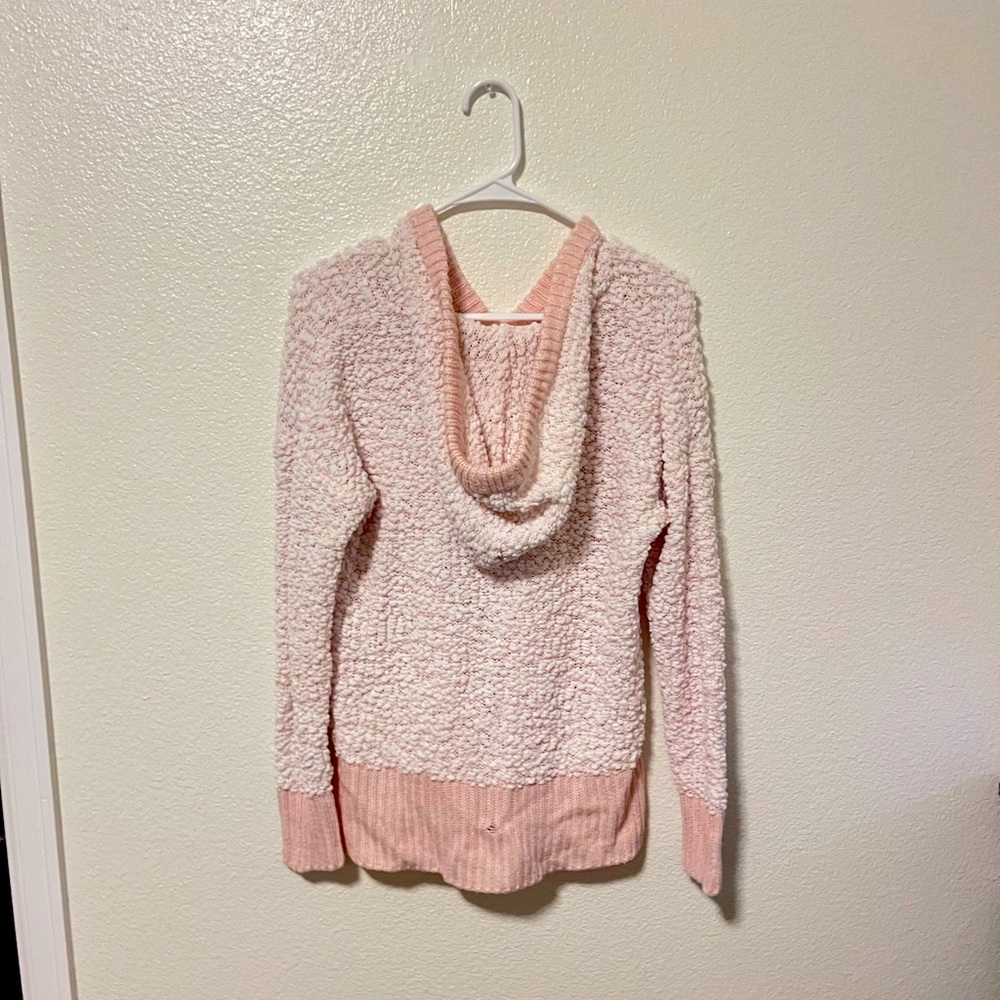 Pink Hoodie🩷 - Picture 2 of 3